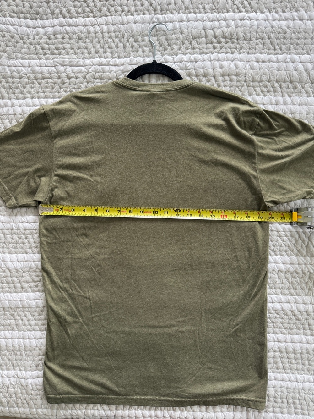 Tavern on the Green Olive Short-Sleeve Graphic Crew Tee - Picture 4 of 6